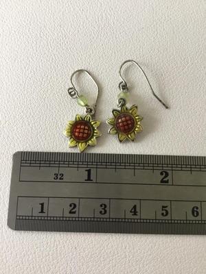 Beautiful yellow sunflower earrings