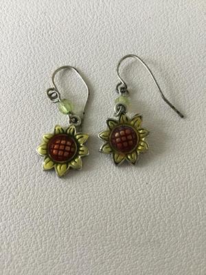 Beautiful yellow sunflower earrings