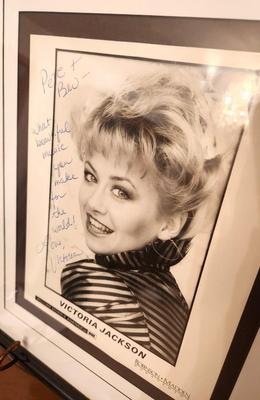 Lot #255 Autographed Publicity Photo of Actress Victoria Jackson (Saturday Night Live)