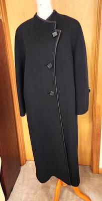 Lot #256 Vintage Zandla Rhodes Wool Coat