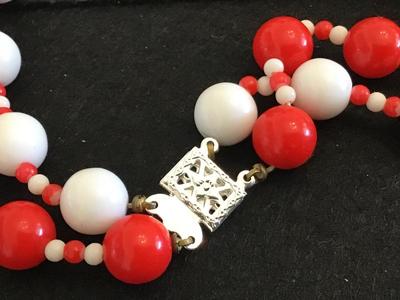 Vintage Red and White Beaded Necklace