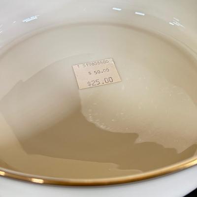 LOT 3D: Lenox Serving Ware Collection: Bowl, Plates & Platter