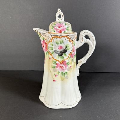 LOT 5D: Vintage Hand Painted Japanese Floral Tea Set