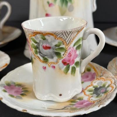 LOT 5D: Vintage Hand Painted Japanese Floral Tea Set