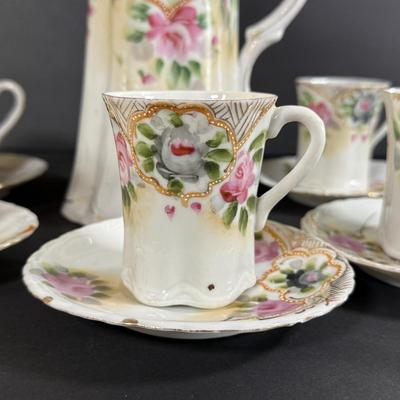 LOT 5D: Vintage Hand Painted Japanese Floral Tea Set