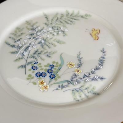 LOT 6D: Lenox Special Floral Butterfly 10” Plates