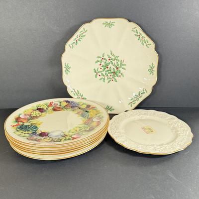 LOT 7D: Lenox Plates: Colonial Christmas Wreath, Holiday Platter & Holiday Hostess Collection