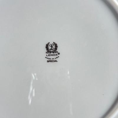 LOT 7D: Lenox Plates: Colonial Christmas Wreath, Holiday Platter & Holiday Hostess Collection