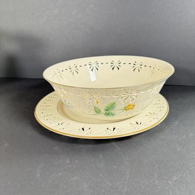 LOT 8D: Lenox Collection: 1997 Mother's Day Plate, Limited Edition 5000 "Victorian Beauty" Pierced Plate w/ Matching Bowl,...