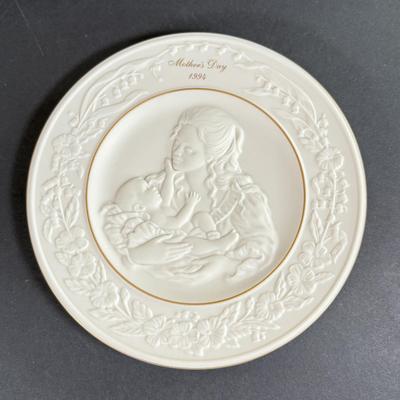 LOT 8D: Lenox Collection: 1997 Mother's Day Plate, Limited Edition 5000 "Victorian Beauty" Pierced Plate w/ Matching Bowl,...