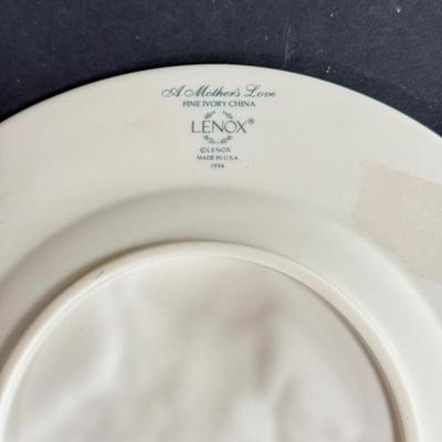 LOT 8D: Lenox Collection: 1997 Mother's Day Plate, Limited Edition 5000 "Victorian Beauty" Pierced Plate w/ Matching Bowl,...