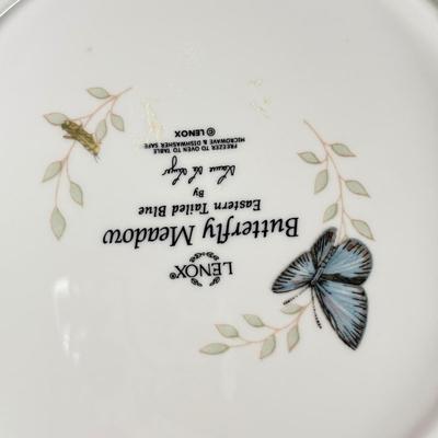 LOT 10D: Lenox Butterfly Meadow by Laurie Le Lwyer Swallowtail Plates, Eastern Tailed Blue Plates & Bowls