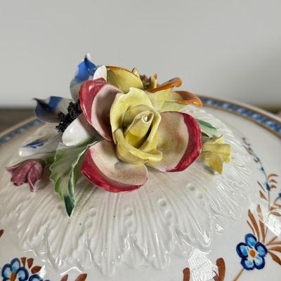 LOT 15D: Vintage Signed Italian Majolica Tureen