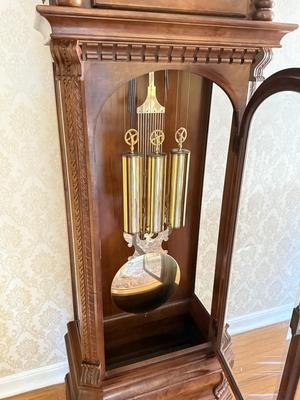 LOT 38L: Vintage Ridgeway Grandfather Clock