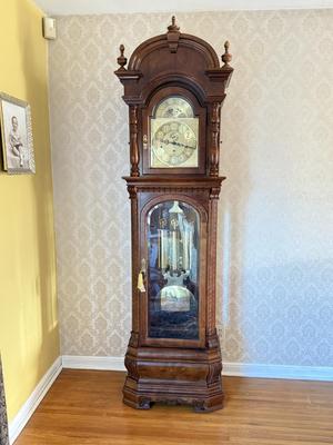 LOT 38L: Vintage Ridgeway Grandfather Clock