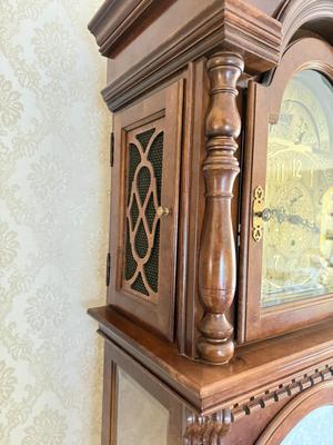 LOT 38L: Vintage Ridgeway Grandfather Clock
