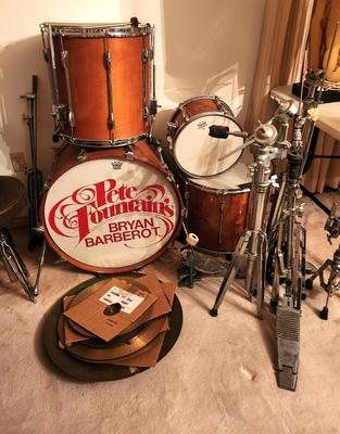 Lot #269 Yamaha (Japan) Professional Drum Set used by Pete's Band - complete