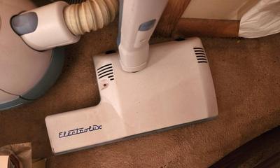 Lot #270 Electrolux Guardian Vacuum - like new