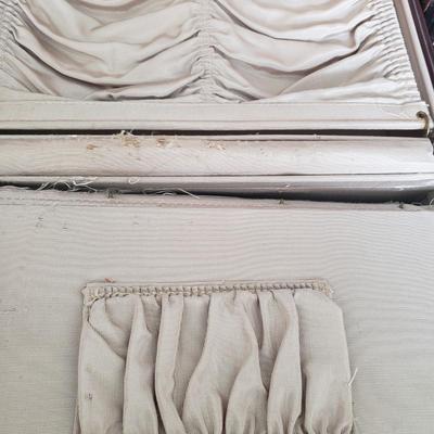 Three Vintage Samsonite and Hanco Suitcases (PB-KD)
