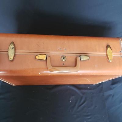 Three Vintage Samsonite and Hanco Suitcases (PB-KD)