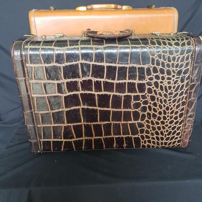 Three Vintage Samsonite and Hanco Suitcases (PB-KD)