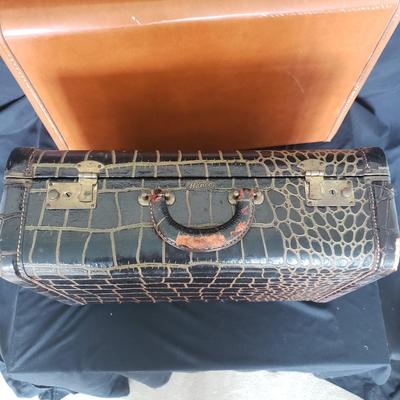 Three Vintage Samsonite and Hanco Suitcases (PB-KD)