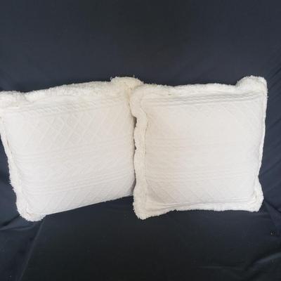 Four White Pillows (PB-KD)