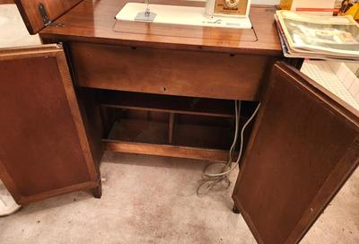 Lot #281 Vintage Golden Touch & Sew Sewing Machine in Cabinet - Model 630 - 1968