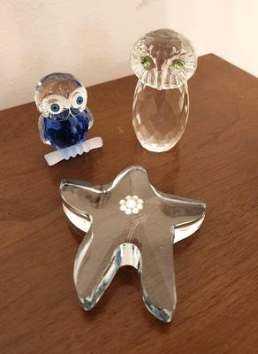 Lot #285 Lot of 3 Decorative Crystal Pieces (2 owls)