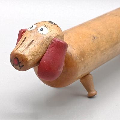 LOT 4: Hagen Renaker Dachshund Pup Lenk H1569, WhittleWare Wooden Dachshund, Occupied Japan Porcelain Dogs & More