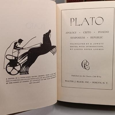 LOT 5: Vintage 1970s Classics Club Book Collection - The Iliad, The Odyssey, Meditations & More