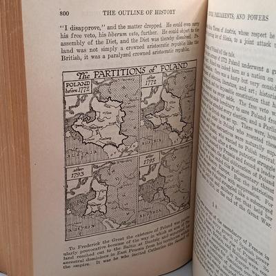 LOT 8: Antique Books - Arthur Conan Doyle's The Lost World 1912, H. G. Wells The Outline of History 1920 & Charles Dickens'...