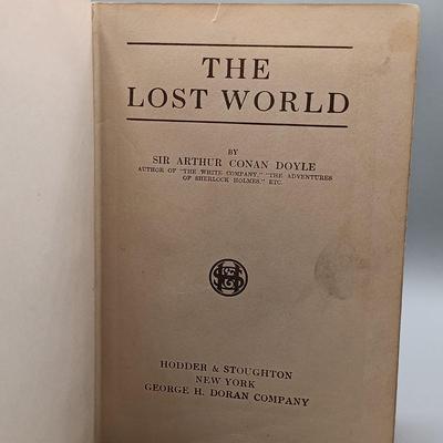 LOT 8: Antique Books - Arthur Conan Doyle's The Lost World 1912, H. G. Wells The Outline of History 1920 & Charles Dickens'...