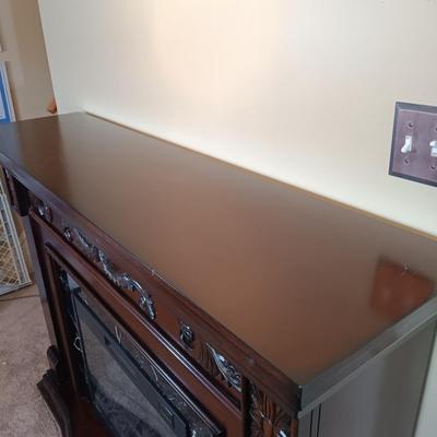 LOT 102B: Great World GW-2078 1500 W Electric Fireplace