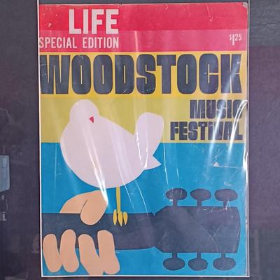 LOT 109B: Life 1969 Special Edition Woodstock Music Festival Magazine