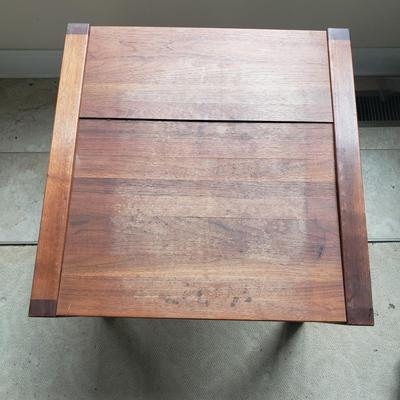 Gunlocke Company Side Table (PB-KD)