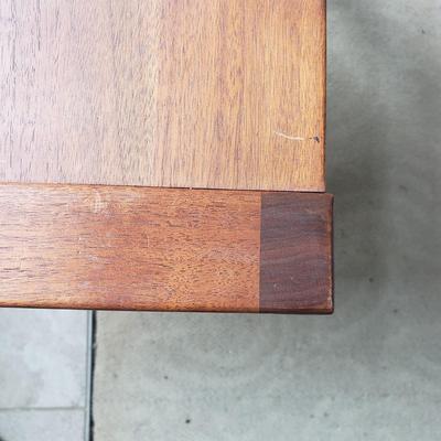Gunlocke Company Side Table (PB-KD)