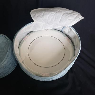 Royal Doulton "Sophistication" China, 60+ Pieces (PB-KD)
