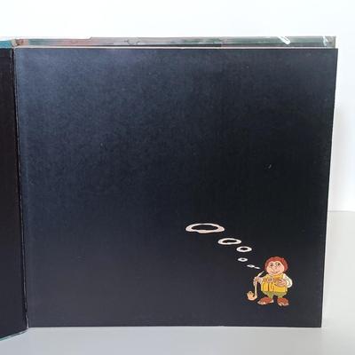 LOT 117B: J.R.R. Tolkien The Hobbit Illustrated edition 1977