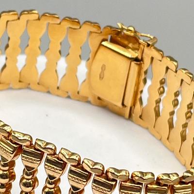 LOT 129J: 18K Gold 7.5" Bracelet - Marked 282VI 750 - 38 Grams