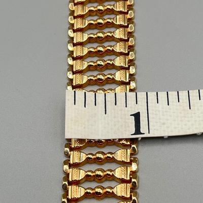 LOT 129J: 18K Gold 7.5" Bracelet - Marked 282VI 750 - 38 Grams