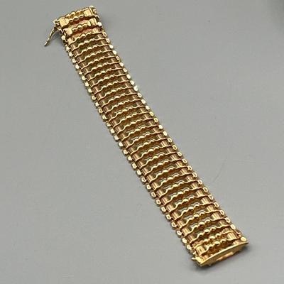LOT 129J: 18K Gold 7.5" Bracelet - Marked 282VI 750 - 38 Grams