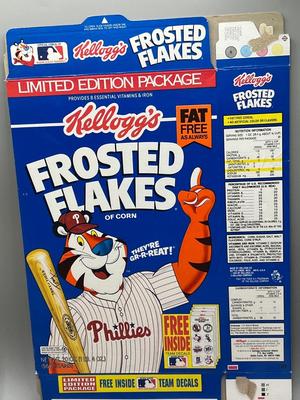 LOT 132B: Baseball Cards and Memorabilia