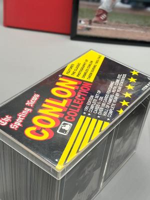 LOT 132B: Baseball Cards and Memorabilia