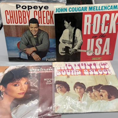 LOT 139B: Stack of 45s Vinyl (Dozens of Records) - Eric Clapton, Paul Simon, Michael Jackson and Much More