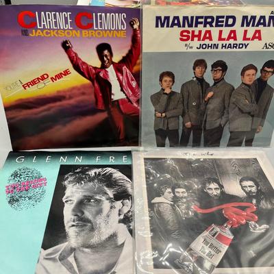 LOT 161B: Stack of 45s Vinyl (Dozens of Records) - Queen & David Bowie, Blondie, Talking Heads and Much More