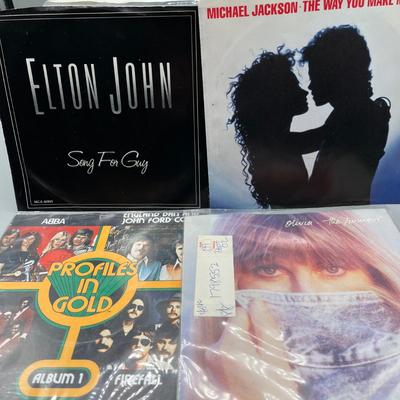 LOT 162B: Stack of 45s Vinyl (Dozens of Records) - Bruce Springsteen, Blondie, Elton John and Much More