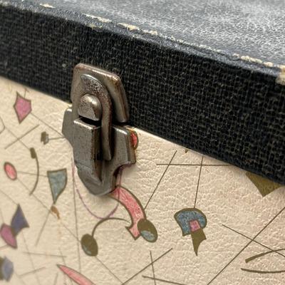 LOT 191B: Three Vintage 45 Record Carrying Cases Filled with Vinyl Single Records - Elvis, Prince, Rolling Stones and Much More