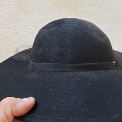 Vintage 50's/60's Style Hats and Purses (PC-KD)