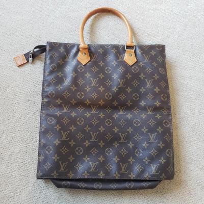 Louis Vuitton Tote Bag (PC-KD)